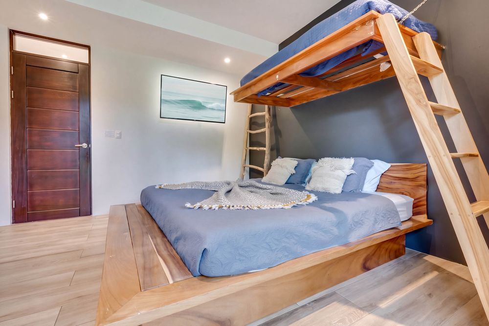 Loft bunk suite, second view