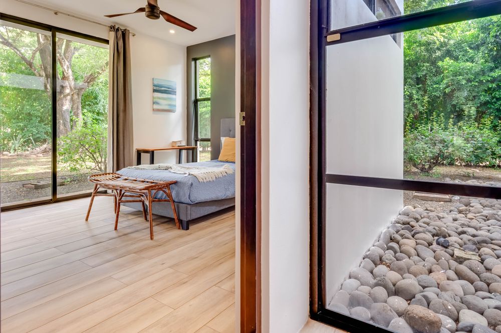 Twin suite from the garden door
